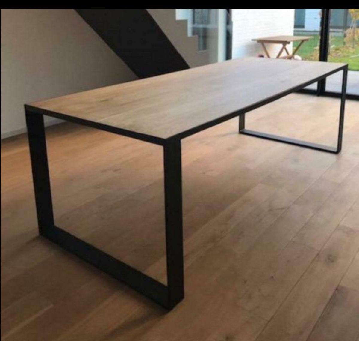 Mesa Industrial de Madeira Pinus 220x60cm – Tampo 30mm com Estrutura em Aço 50x30mm