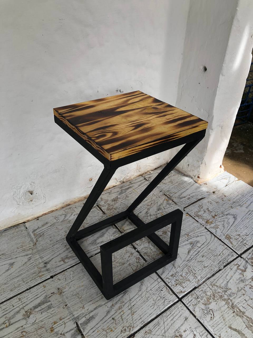 Banqueta Industrial - Edição Safari - Altura 60cm em Aço Galvanizado - Resistente à água