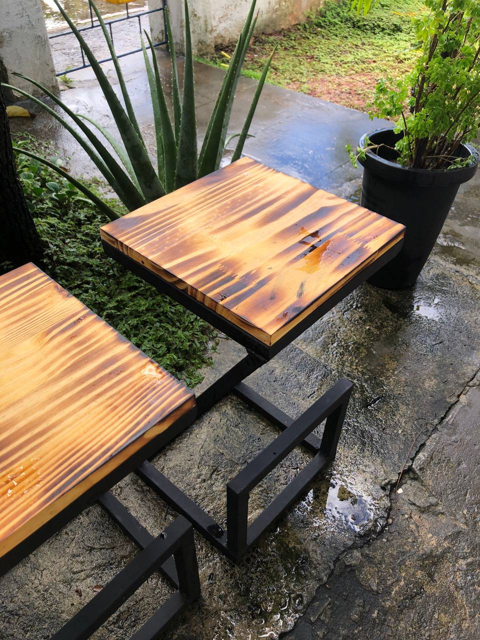 Banqueta Industrial - Edição Safari - Altura 60cm em Aço Galvanizado - Resistente à água