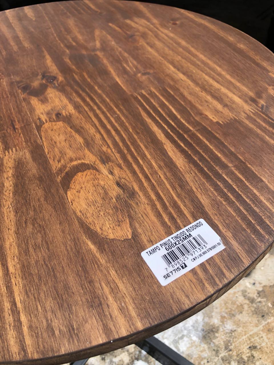 Mesa Bistrô Redonda 60cm – Design Industrial para Ambientes Sofisticados e Quintal