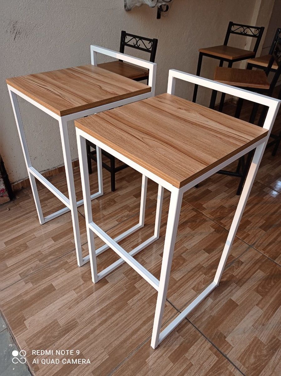 Banqueta com Encosto – Metalon 20x20mm com Assento Largo