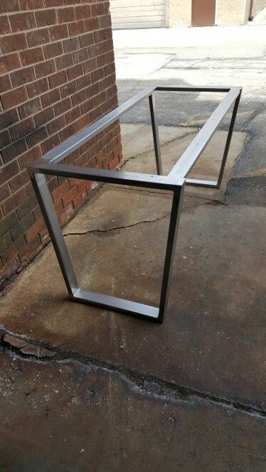 Mesa Industrial de Madeira Pinus 190x60cm – Tampo 30mm com Estrutura em Aço – Altura 75cm