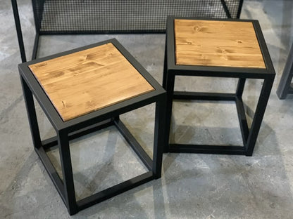 Banqueta Baixa Quadrada – Metalon 30x30mm com Reforço Inferior