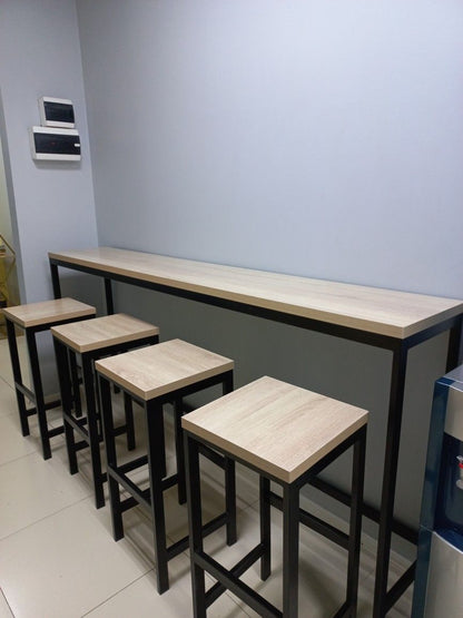 Banqueta Industrial de Madeira Pinus 75cm – Estrutura em Aço Carbono – Modelo Básico