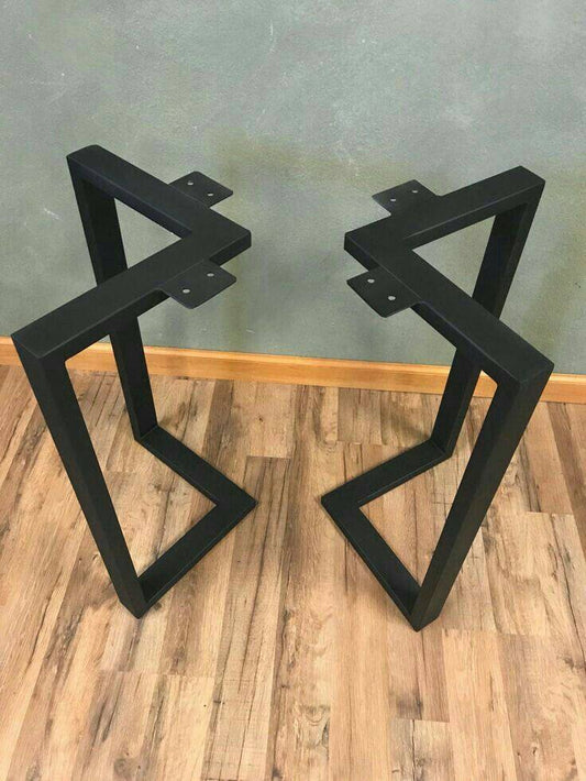 Base de Mesa Industrial Tipo V em Aço – Design Moderno