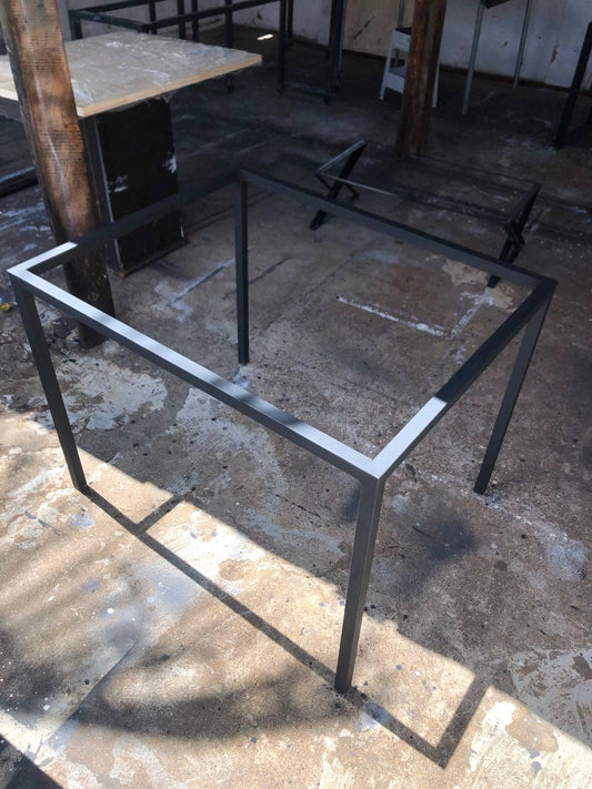 Base de Mesa Industrial Quadrada em Aço Metalon – Sob Medida