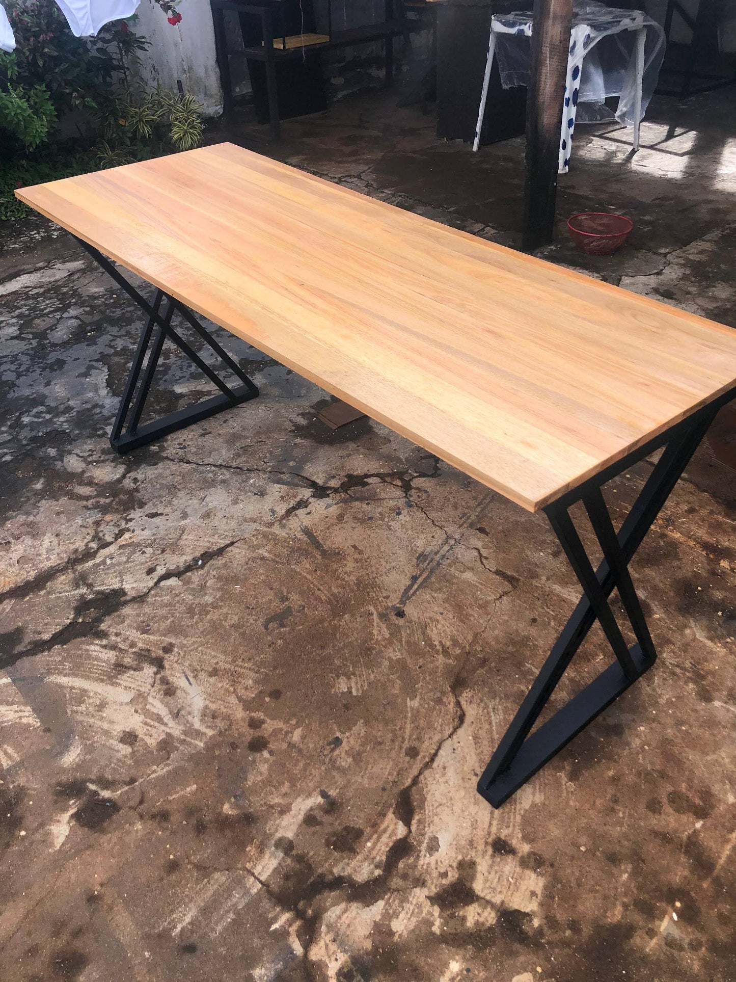 Mesa Gamer Industrial 160x60cm — Estilo XZ | Madeira Eucalipto Nobre