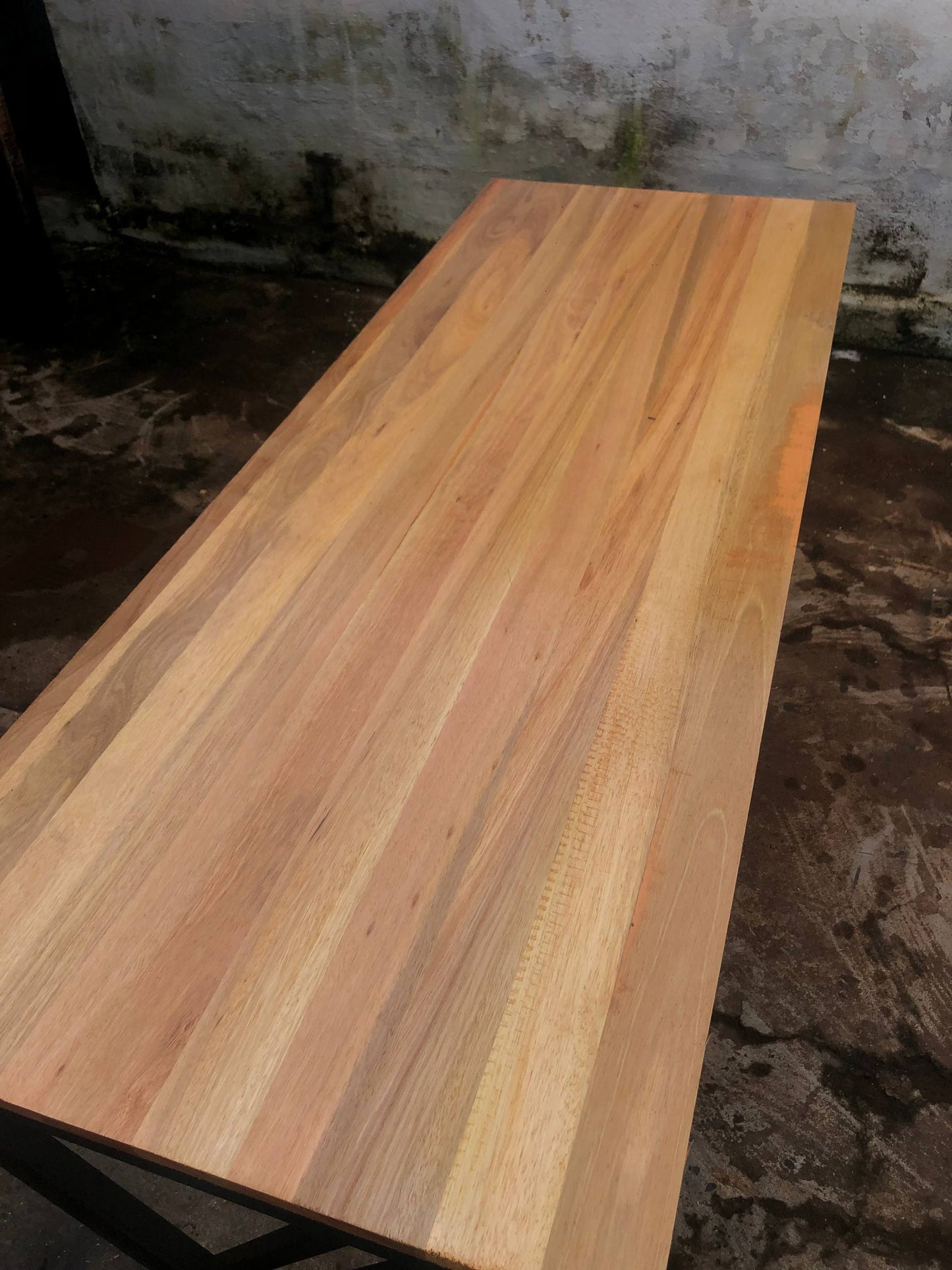 Mesa Gamer Industrial 160x60cm — Estilo XZ | Madeira Eucalipto Nobre